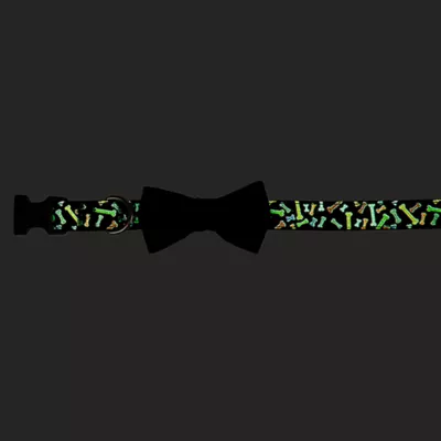 Product Thrills & Chills® Bones Collar