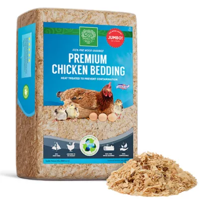 Product Small Pet Select Pine Shavings Chicken Bedding 141 L