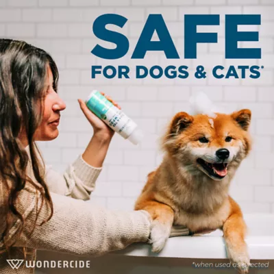 Wondercide Natural Flea & Tick Shampoo for Dogs and Cats, Kills and Repels, Cedarwood Scent, 12 oz - Image 3