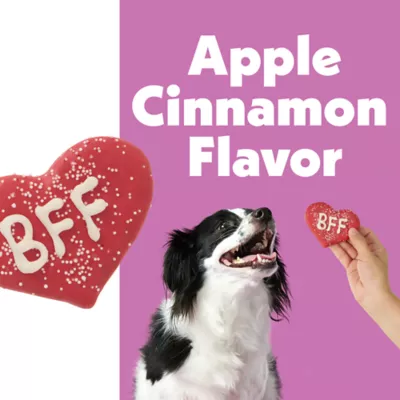 Wiggles & Wags Heart "BFF" Decorated Cookie Dog Treat, Apple Cinnamon Flavor 1.66 oz - Image 3