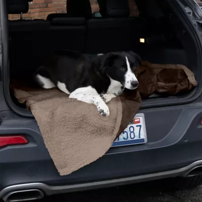 FurHaven Pet Soft-Edge Warming Waterproof Blanket - Multiple Colors, S-XL - Image 4