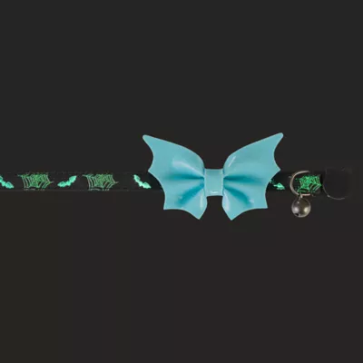 Thrills & Chills™ Halloween Bat Kitten & Cat Collar - Image 3