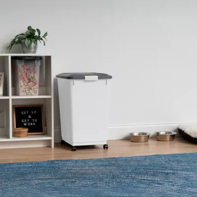 IRIS 54 Lbs. Airtight Pet Food Container, Dog & Cat Food Storage Bin with Scoop - Image 5