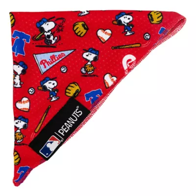 Sassy Woof MLB™ x Peanuts™ Philadelphia Phillies Dog Bandana - Image 2