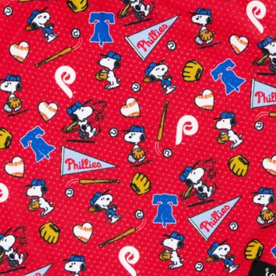 Sassy Woof MLB™ x Peanuts™ Philadelphia Phillies Dog Bandana - Image 4
