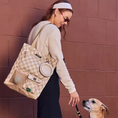 Cleverpup Park Pack 2-Piece Dog Gear Tote With Travel Bowl, Poop Bag Dispenser & Treat Pocket - Image 4