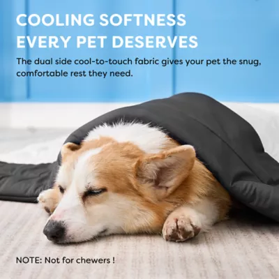 GOOPAWS Reversible Cooling Dog Mat, Self-Cooling Pet Blanket for Dogs, Indoor & Outdoor Use, Grey - Image 4