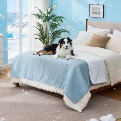 GOOPAWS Dual Cooling Dog Blanket, Cooling Pet Blanket for Dogs, 80 Inch - Image 2