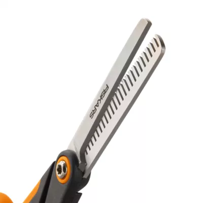 Fiskars Blending Scissors For Cat & Dog Grooming, Long to Medium Coats - Image 5