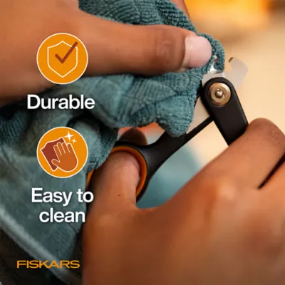 Fiskars Small Nail Clipper For Pets W/ Semi-Circular Blade Design, Suitable for Small Dogs & Cats - Image 7