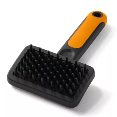 Fiskars Silicone Massage Brush For Dogs & Cats, Gently Deshed, Soothe & Calm, 6.5 Inch Brush - Image 2