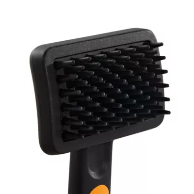 Fiskars Silicone Massage Brush For Dogs & Cats, Gently Deshed, Soothe & Calm, 6.5 Inch Brush - Image 3