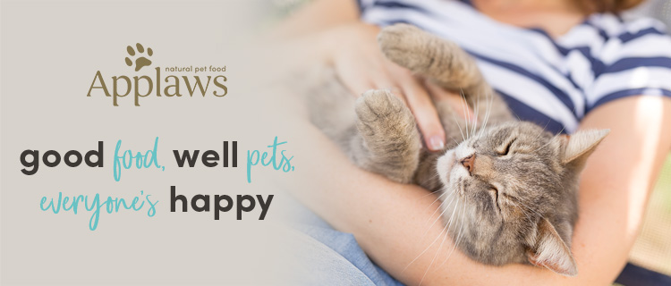 Applaws natural pet food for your cat