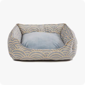 Elevated dog hotsell bed petsmart