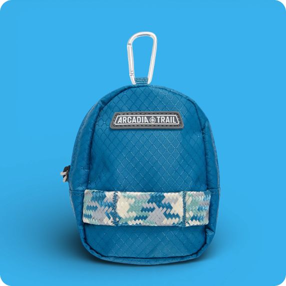 Arcadia Trail Waste Bag Dispenser & Treat Tote		