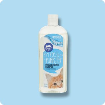 One bottle of Whisker City Cat Hypoallergenic Shampoo