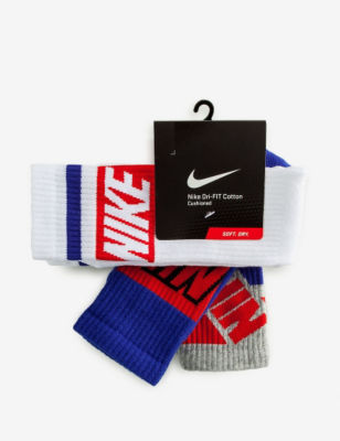 nike dri fit fly rise crew socks