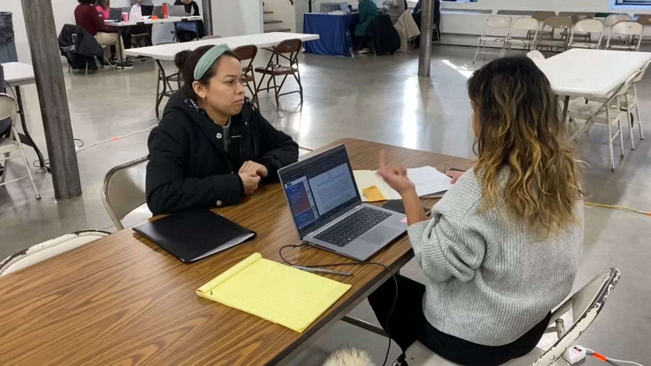 Venezuelan Immigrants Receive Help with TPS Applications at Catholic Charities