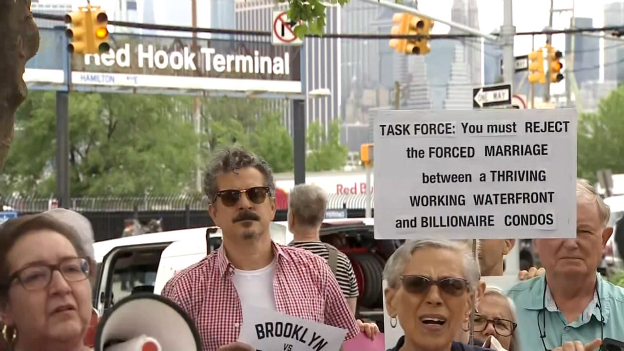 Brooklyn Marine Terminal protest