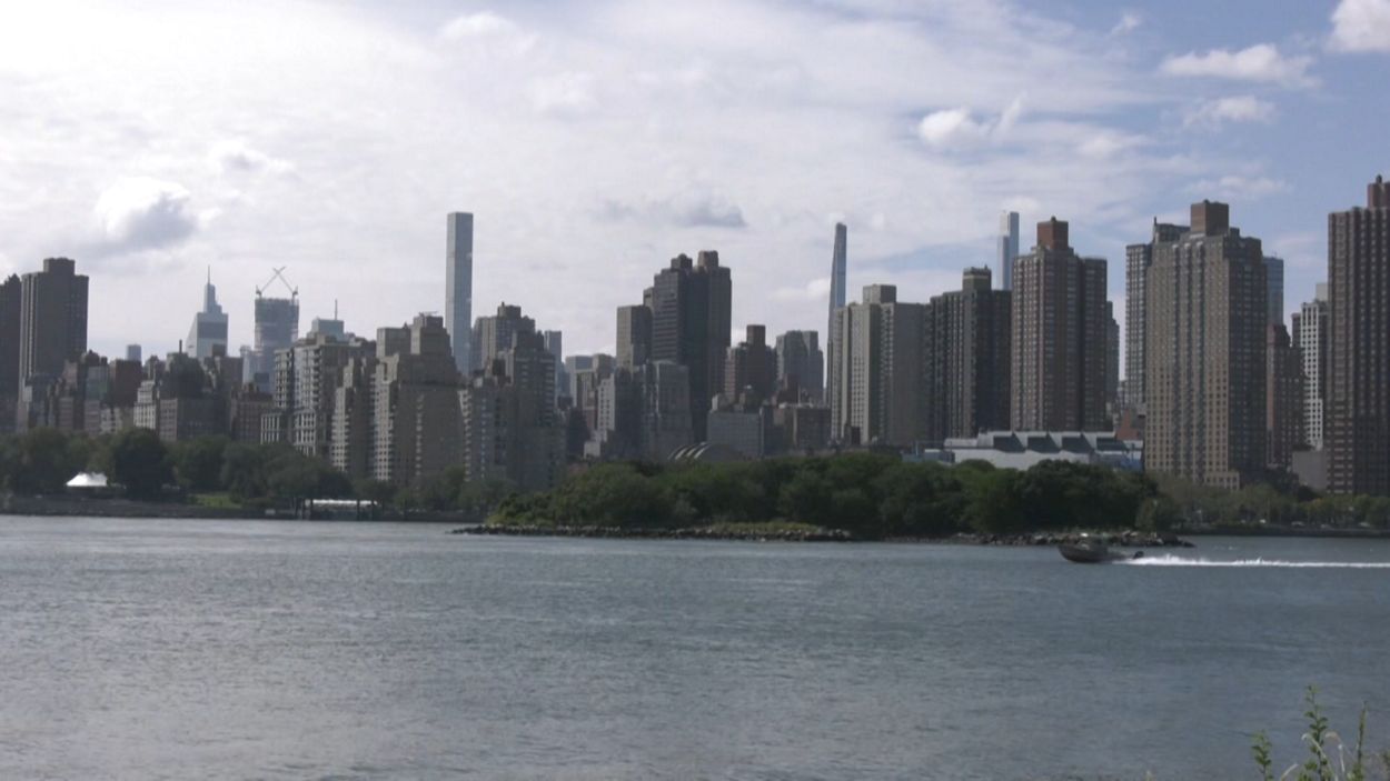 Upper East Side vs. Upper West Side: Where Should You Live? - Lincoln Towers