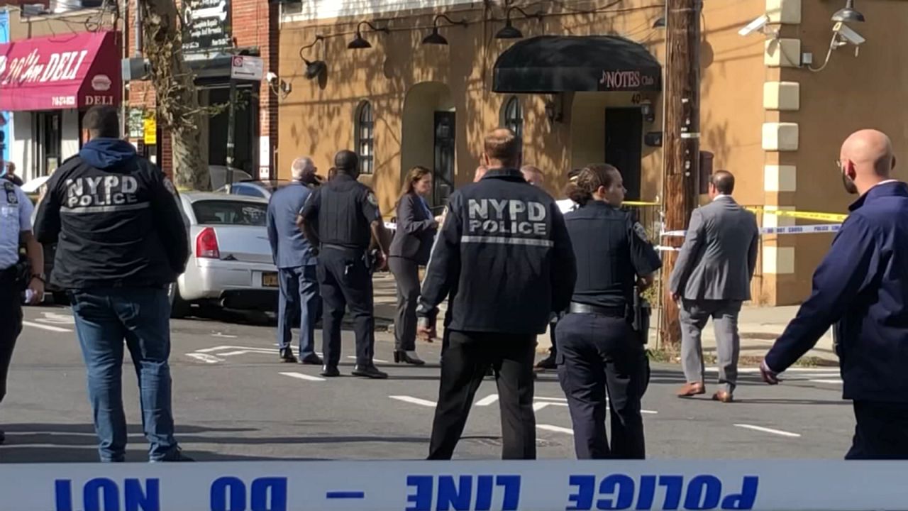 In opening arguments, prosecutors described in graphic detail the killing of 61-year-old FDNY EMS Allison Russo and showed surveillance video of the attack. (Spectrum News NY1)