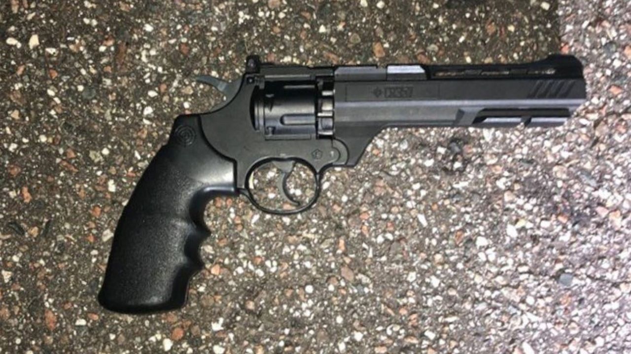 The Orange County Sheriff's Office tweeted out a photo of the gun a man allegedly used to shoot at a deputy during an incident at a shopping center on West Colonial Drive in Orlando on Sunday night. (Orange County Sheriff's Office)