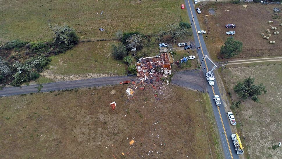 PHOTOS Experts Surveying Sanford, Mascotte Storm Damage