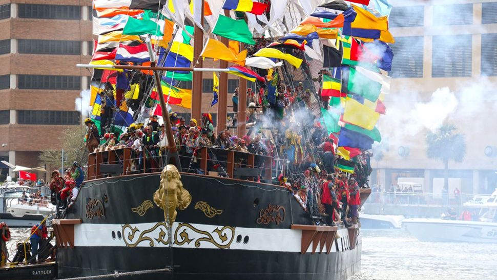 Swashbucklers Invade Tampa Bay For Gasparilla Pirate Fest