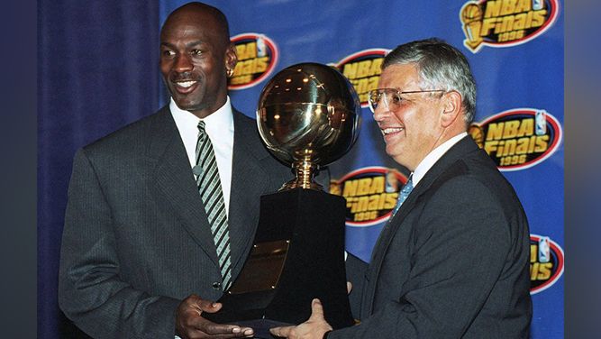 Michael Jordan Reacts to David Stern's 