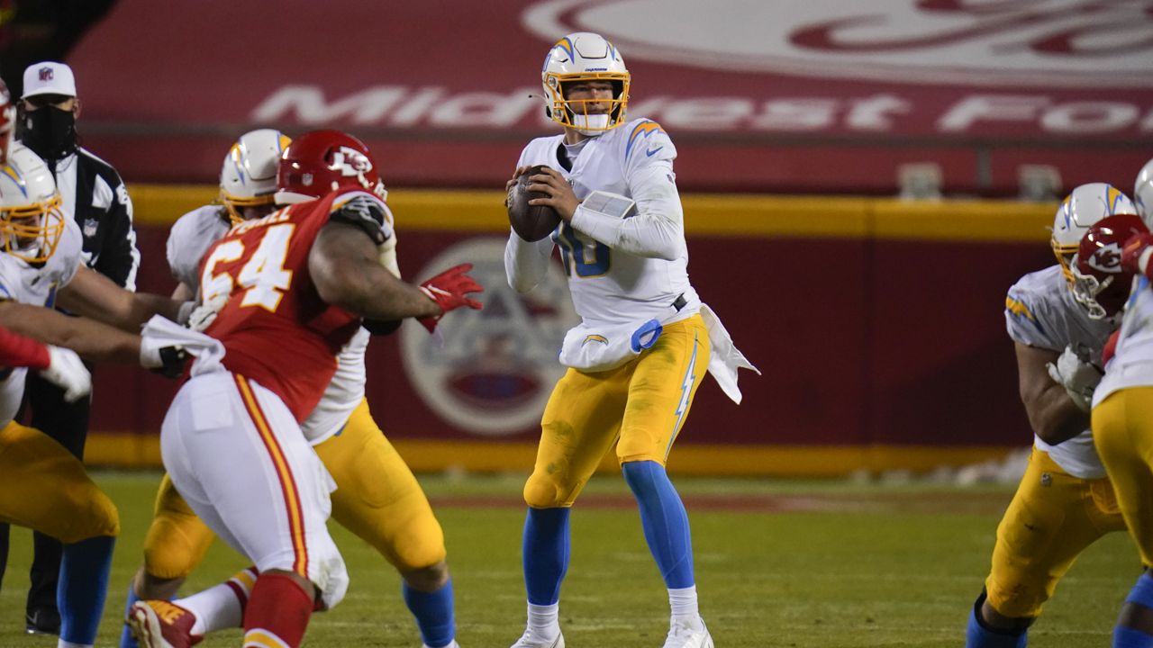 Chargers Beat Playoff-Bound Chiefs 38-21 as KC Rests Stars