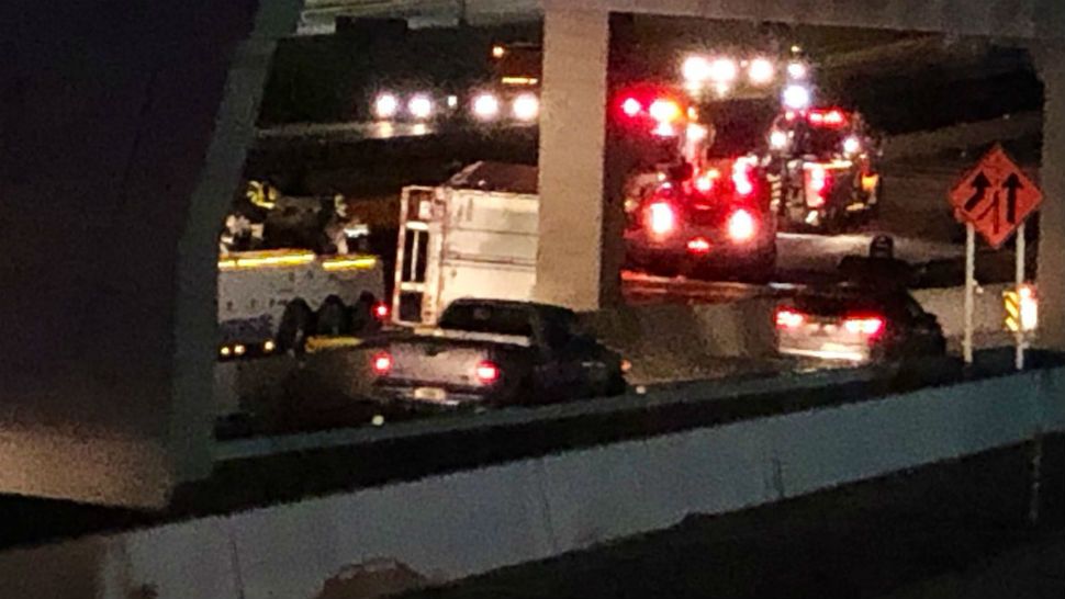 Avocado Truck Flips Over on I-35