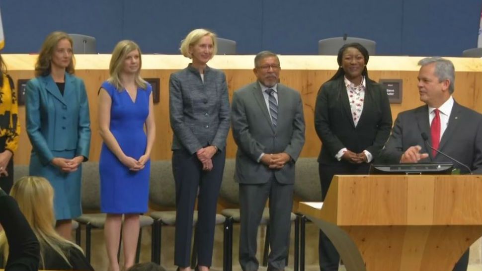 New, Returning City Council Members Sworn in Monday