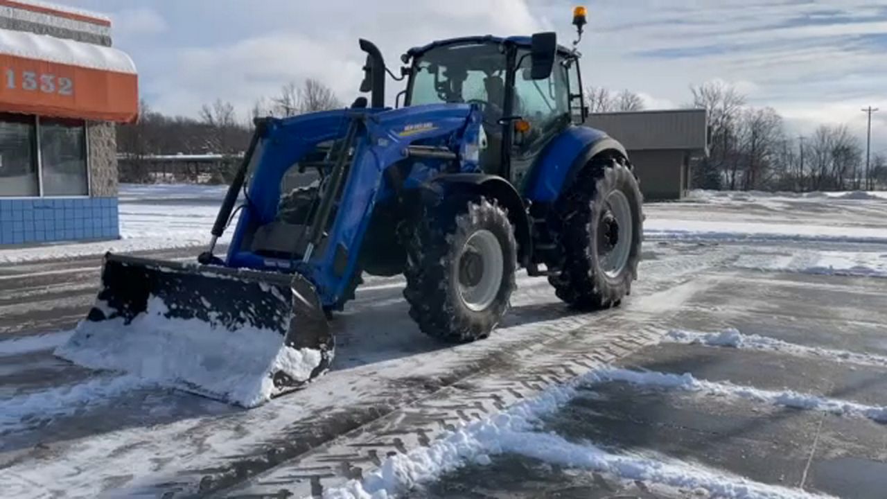 Bardstown snow keeps private plowing contractor busy