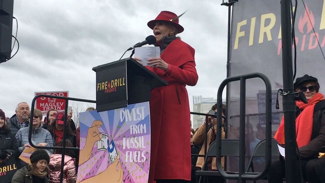 Jane Fonda Bringing Climate Change Protests to LA - Spectrum News 1