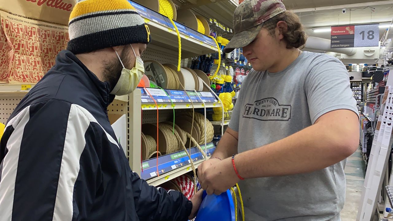 Lexington hardware store busy ahead of severe weather