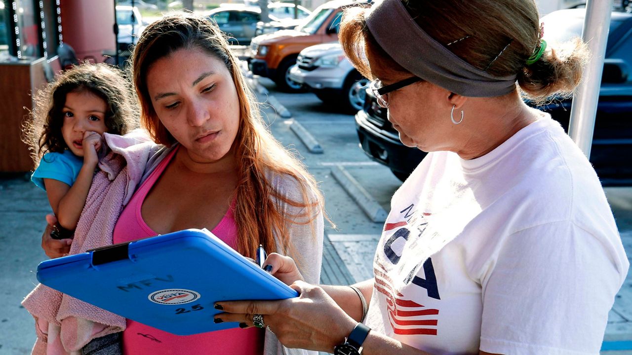 Florida S Puerto Rican Community Poised To Be Crucial Vote