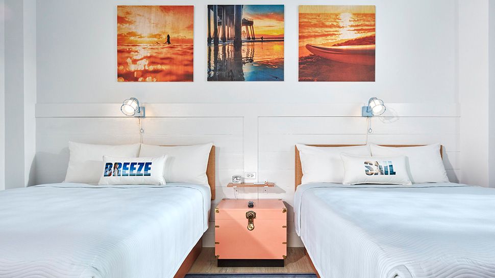 Universal Orlando Delays Opening of Dockside Inn