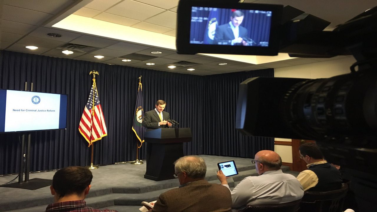 Beshear: 87 Positive Patients in the State, Third Person Dies