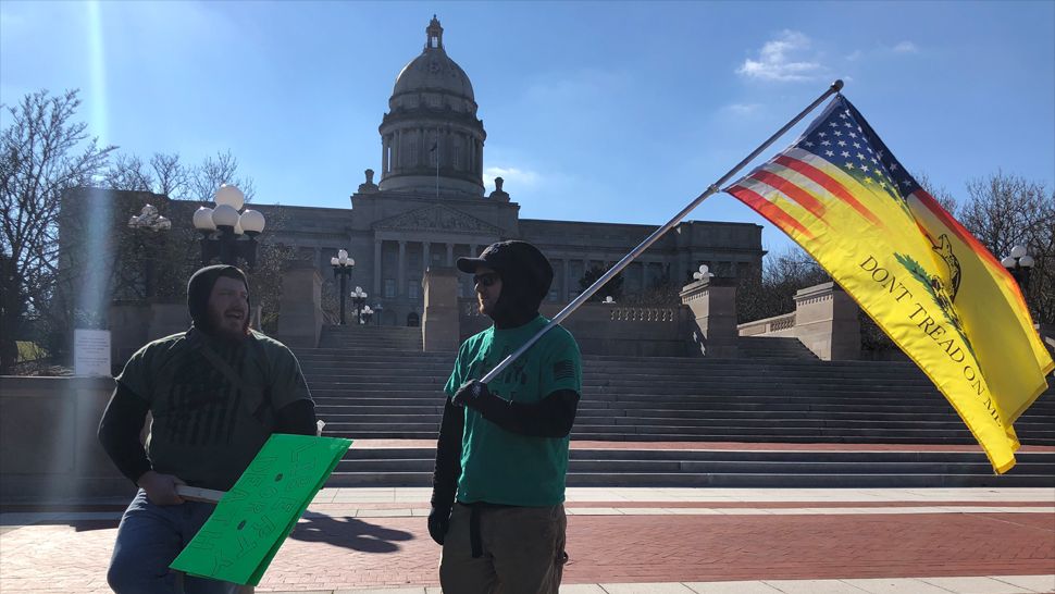 Few demonstrators gather at Kentucky Capitol - Vimarsana News