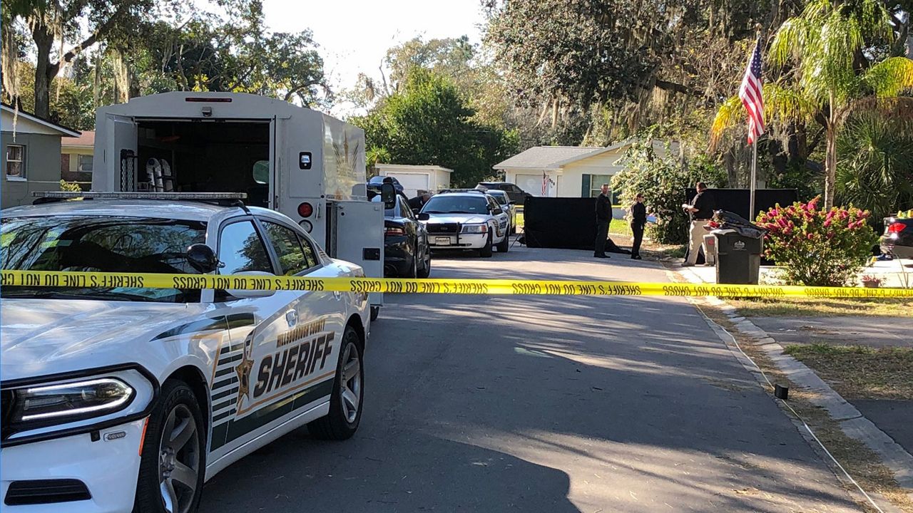 Hillsborough County Sheriff's Office deputies and crime scene investigators at the scene of a fatal shooting in Brandon, Tuesday, January 21, 2020. (Ashley Paul/Spectrum Bay News 9)