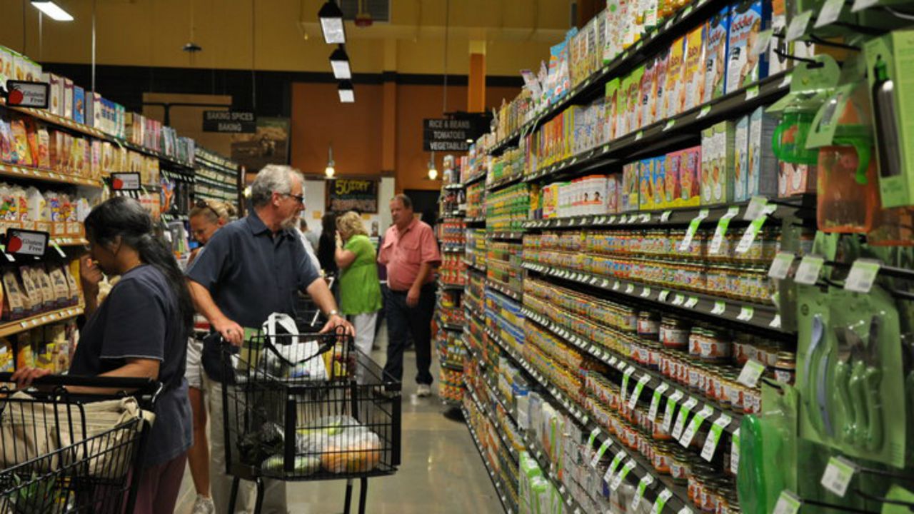 Earth Fare, based in Asheville, North Carolina, was one of a few grocery store chains hoping to reverse a trend in the shrinking retail market. (Earth Fare Facebook page)