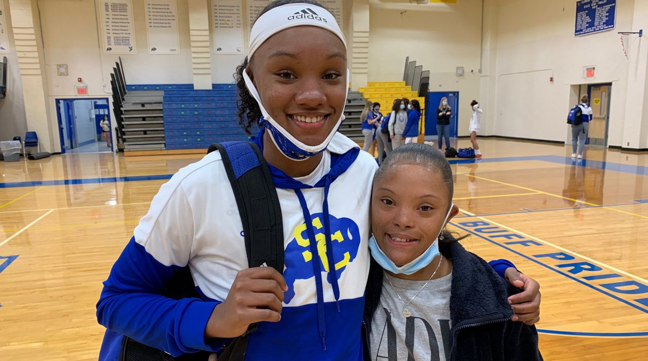 Sophomore Dedicates Basketball Season to Older Sister