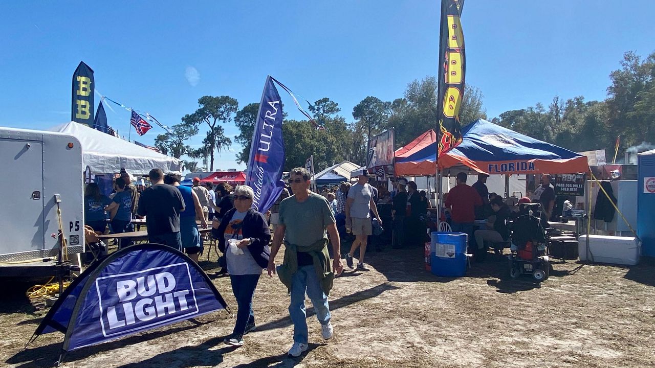  The 16th annual “Budweiser Smoke on the Water BBQ Festival” in Winter Haven. (Stephanie Claytor/Spectrum News)