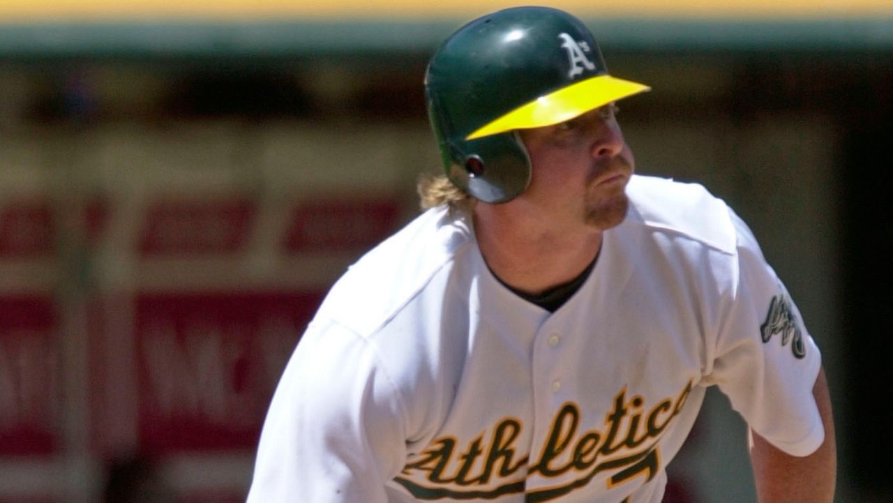 Who played Jeremy Giambi in Moneyball?