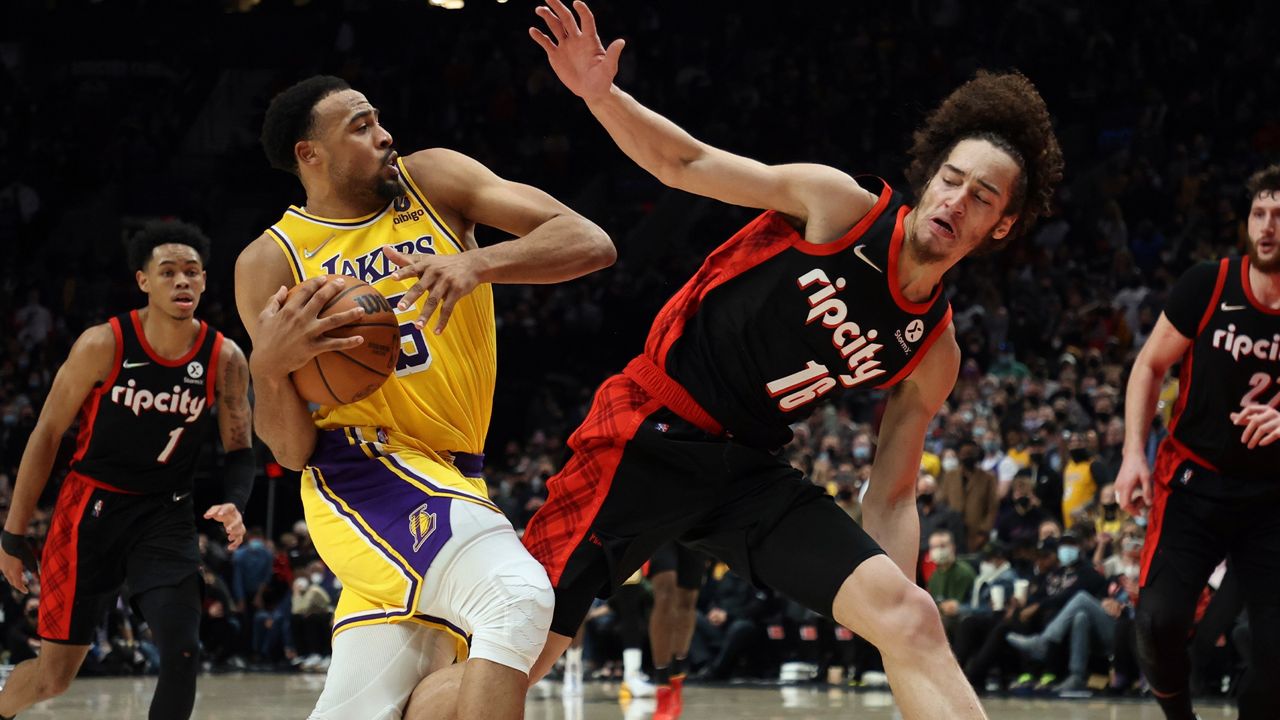 lakers vs blazers nba: Los Angeles Lakers vs Portland Trail