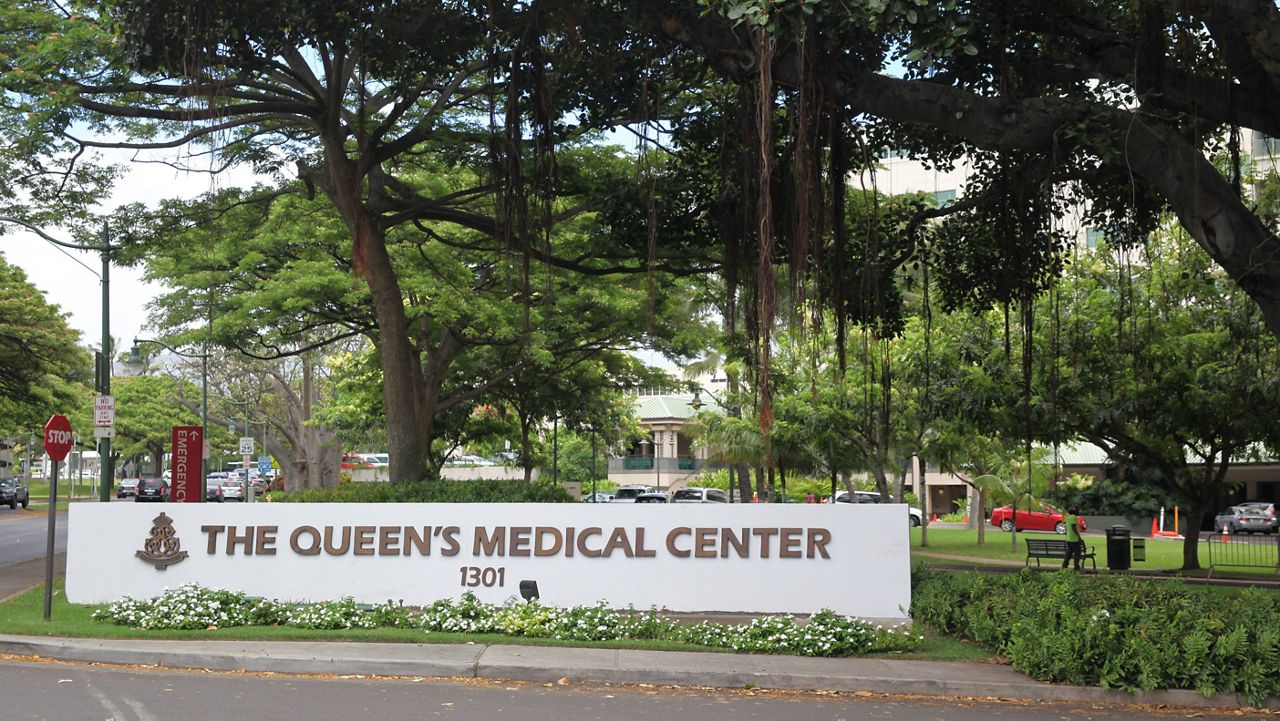 The Queen's Medical Center in Honolulu. (AP Photo/Marina Riker)