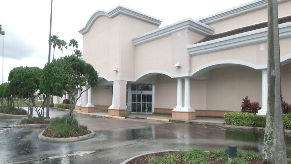 This old Publix supermarket on US 192 will be converted into a command center for Osceola County Sheriff's Office. (Stephanie Bechara, Spectrum News)