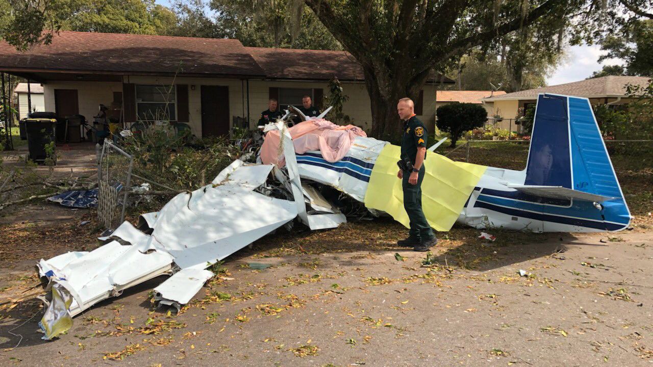 Two people were killed in a small plane crash in Bartow late Thursday morning, according to Polk County Fire Rescue. (Stephanie Claytor/Spectrum Bay News 9)