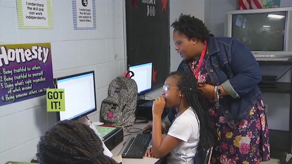 Deal Reached Pinellas County Teachers to Get Pay Raises