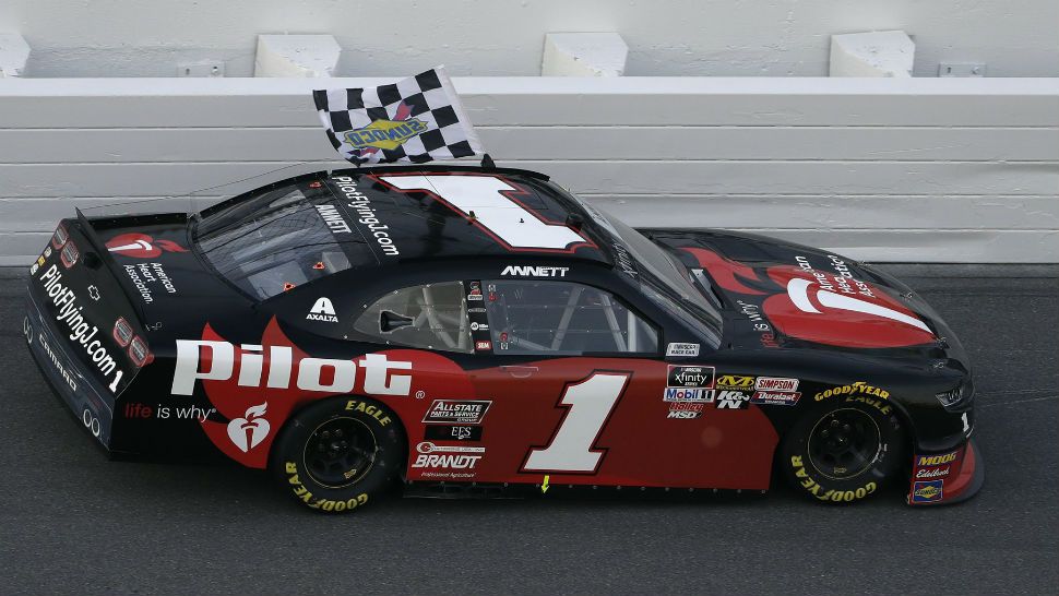 Michael Annett Wins Xfinity Series Opener At Daytona